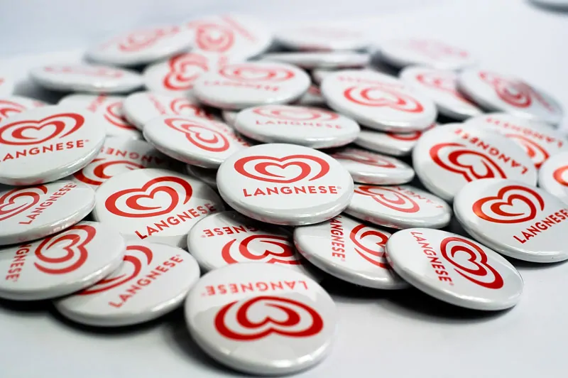 Buttons 25 mm mit Supermagnet – Bild 5