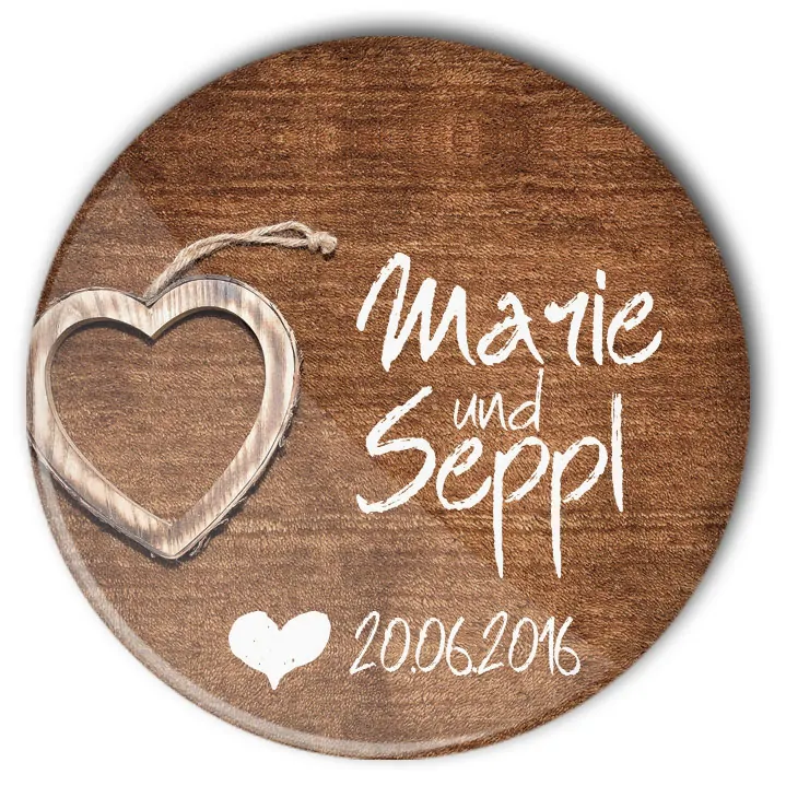 Hochzeit Button Anstecker Wooden Heart Bestseller: Holzstruktur, Herz und personalisierter Aufdruck