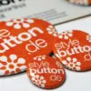 unser kleines Musterset mit Buttons ist kostenlos