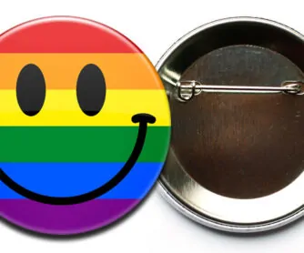 LGBT smilie button sicherheitsnadel LGBT Smiley Regenbogen Button